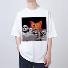 SPADAのMoai Statue and Cat Art Oversized T-Shirt