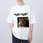 nya nya*のキジトラ　紙袋遊び オーバーサイズTシャツ