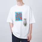 いろはにゃんこ堂の金魚をガン見するスナドリネコさん Oversized T-Shirt