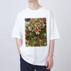 シアン猫の植物図鑑のセンペルビュームのお花 Oversized T-Shirt