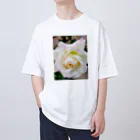 ミルクティーのバラの写真 オーバーサイズTシャツ