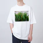 アトリエWindwingのキノコと苔テラリウム Oversized T-Shirt