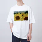 米農家の絵描きのひまわり畑 Oversized T-Shirt