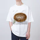 YURITAROORIGINLの笑うハリネズミとタンポポの綿毛. Oversized T-Shirt