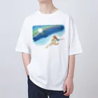 Shinanin 天使のイラストグッズの金色の星の上にいる天使と青い鳥 Oversized T-Shirt