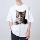 幸運を呼ぶ幸せ丸出しショップの幸運を呼ぶ可愛いネコちゃん オーバーサイズTシャツ