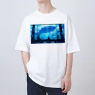 ヨッシーの巨大魚を見る Oversized T-Shirt