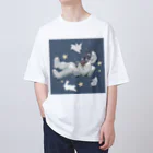 【シマエナガグッズ】ちくわファクトリーの宇宙飛行士とうさぎのきらきら Oversized T-Shirt