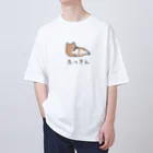 ねこなにもわからん の[筋トレ猫シリーズ]ふっきんねこちゃん[茶白猫] オーバーサイズTシャツ