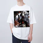 世界の難民のための黒鬼の覇気 Oversized T-Shirt