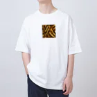 青林檎の勝利の虎柄！ Oversized T-Shirt