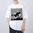 AI間違い探しのスポーツをする男の子 Oversized T-Shirt