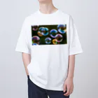 AQUAMETAVERSEの大小の輝くシャボン玉　BLUE PLUM  691 オーバーサイズTシャツ