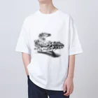 万歳千歳(ばんざい ちとせ)のうちのこ、エル(白黒) Oversized T-Shirt