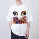 日本の風景 COOL JAPANの日本の風景:お姐さん芸妓と話す舞妓、Japanese scenery: Maiko talking to older sister geisha オーバーサイズTシャツ