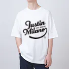 競馬おしゃれグッズ製作所のジャスティンミラノ（タイポグラフィBLACK） オーバーサイズTシャツ