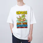 Stylo Tee Shopのワニさんも人間狩りから休暇を取っている オーバーサイズTシャツ