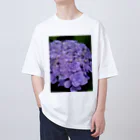 yurisacinの紫陽花（紫） オーバーサイズTシャツ