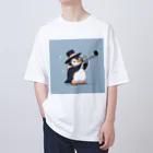 ganeshaのおもちゃの望遠鏡でかわいいペンギンに会おう Oversized T-Shirt