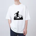 foot8のサッカー少年２ オーバーサイズTシャツ