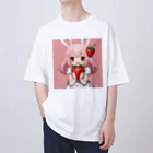 うさぎウサギのいちご大好き、うさみみチャコちゃん オーバーサイズTシャツ