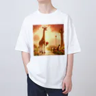 雑貨「キリン堂」のきりん８０ Oversized T-Shirt