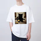 LittleHorseの遊ぶ猫 オーバーサイズTシャツ