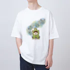 喫茶トラウベのカエルくんと歌うよ Oversized T-Shirt