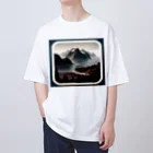 天明裕司の霧の中の静寂な山々 Oversized T-Shirt