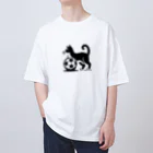 ボールボーイのシンプルな猫とサッカーボール Oversized T-Shirt