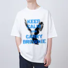 座敷ふくろうのKEEP CALM AND CARRY BROWNIE オーバーサイズTシャツ