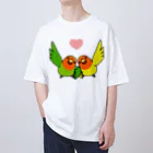 まめるりはことりのハイタッチなかよしコザクラインコ【まめるりはことり】 オーバーサイズTシャツ