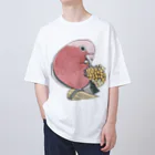 まめるりはことりのモモイロインコちゃんとトウモロコシ【まめるりはことり】 オーバーサイズTシャツ