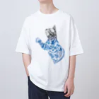 TRAVA design SHOPの猫トライバル×青空 Oversized T-Shirt