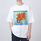 Lily bird（リリーバード）のアノマロカリスの遊泳 オーバーサイズTシャツ