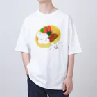 Kotetsu diary(SUZURI店)のシマエナガ×お弁当 Oversized T-Shirt