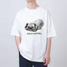 犬グッズの店しえるぶるーのミトンに入ったパグ  Oversized T-Shirt