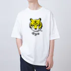 kocoon（コクーン）のトライする虎 Oversized T-Shirt