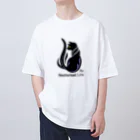 kocoon（コクーン）の夜型生活のネコ Oversized T-Shirt