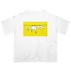 泥と暮らしのスピノサウルスの干し方（黄色） Oversized T-Shirt