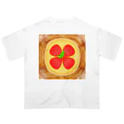 お菓子な魔道具店のイチゴとキウイのデニッシュ オーバーサイズTシャツ