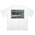 nokkccaのスワローズ - Swallows - オーバーサイズTシャツ