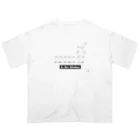 .Mのkitchen drinker Oversized T-Shirt