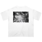 Tsumugu.のmono series tree Oversized T-Shirt