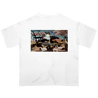 世界美術商店の戦争 / War Oversized T-Shirt