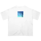 FrostySummitCreationsのUrban Skies Oversized T-Shirt