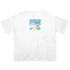 FRENCHIEのしろくまと雪遊びを楽しむフレブル🧤 Oversized T-Shirt