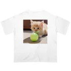 SkyBlueのもふもふな子猫 Oversized T-Shirt