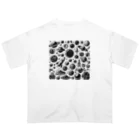 AIモノクロデザインのモノクロ宇宙 オーバーサイズTシャツ