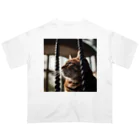 feliceのタワーに登っている猫 Oversized T-Shirt